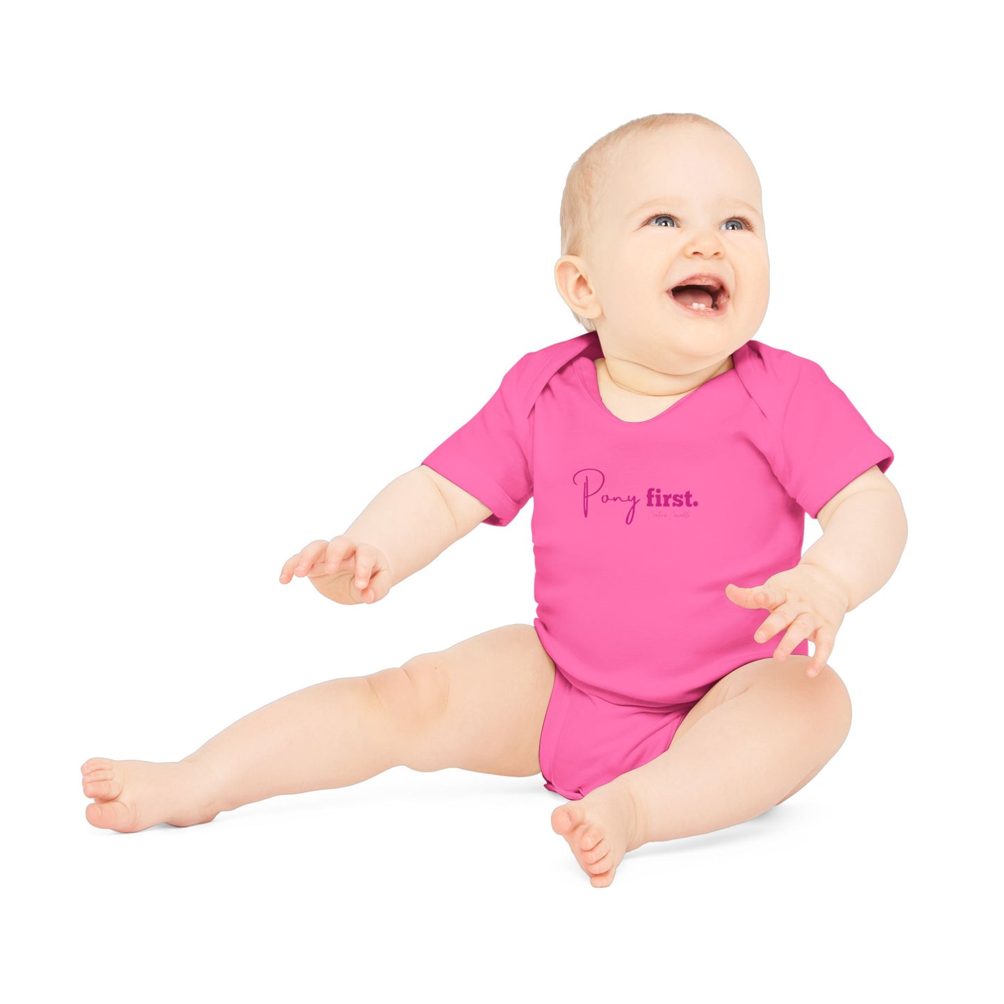 Pony First Baby Body – Pferdeliebe Body | Stall Baby Outfit | Reitsport Geschenkidee