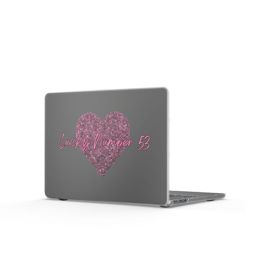 Matte MacBook Case — Pink Glitter Heart mit Pferdenamen pesonalisiert