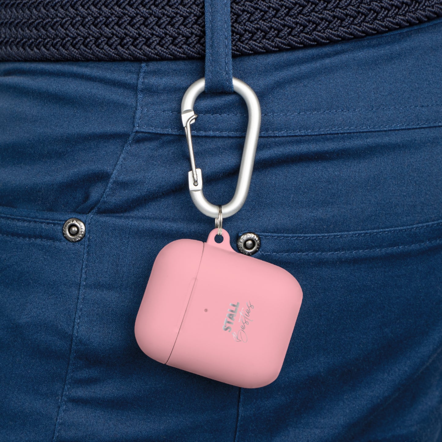 Minimal Personalized AirPods Case Cover — Custom Name Script with Carabiner