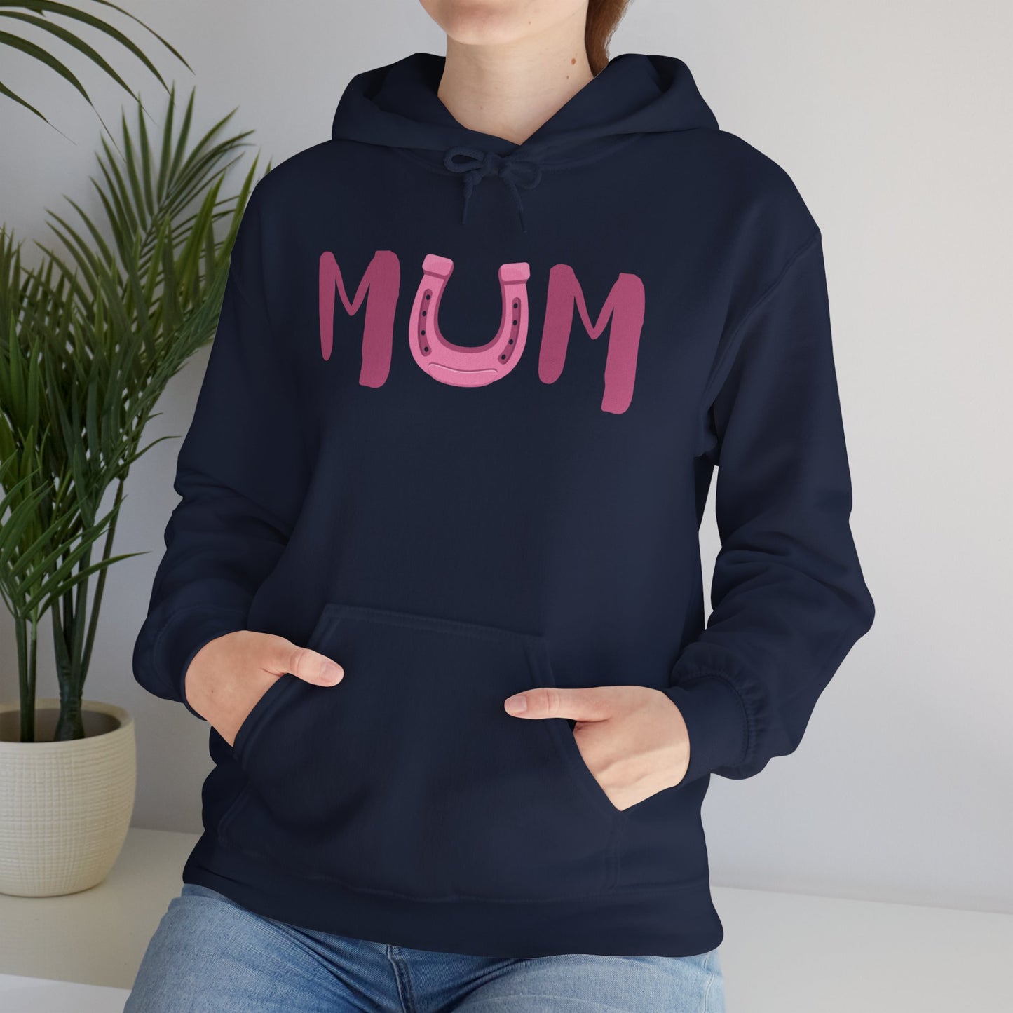 MUM Reitsport Hoodie personalisiert mit Pferdename – Pink Horse Mum Hoodie – Geschenk für stolze Pferde-Mama