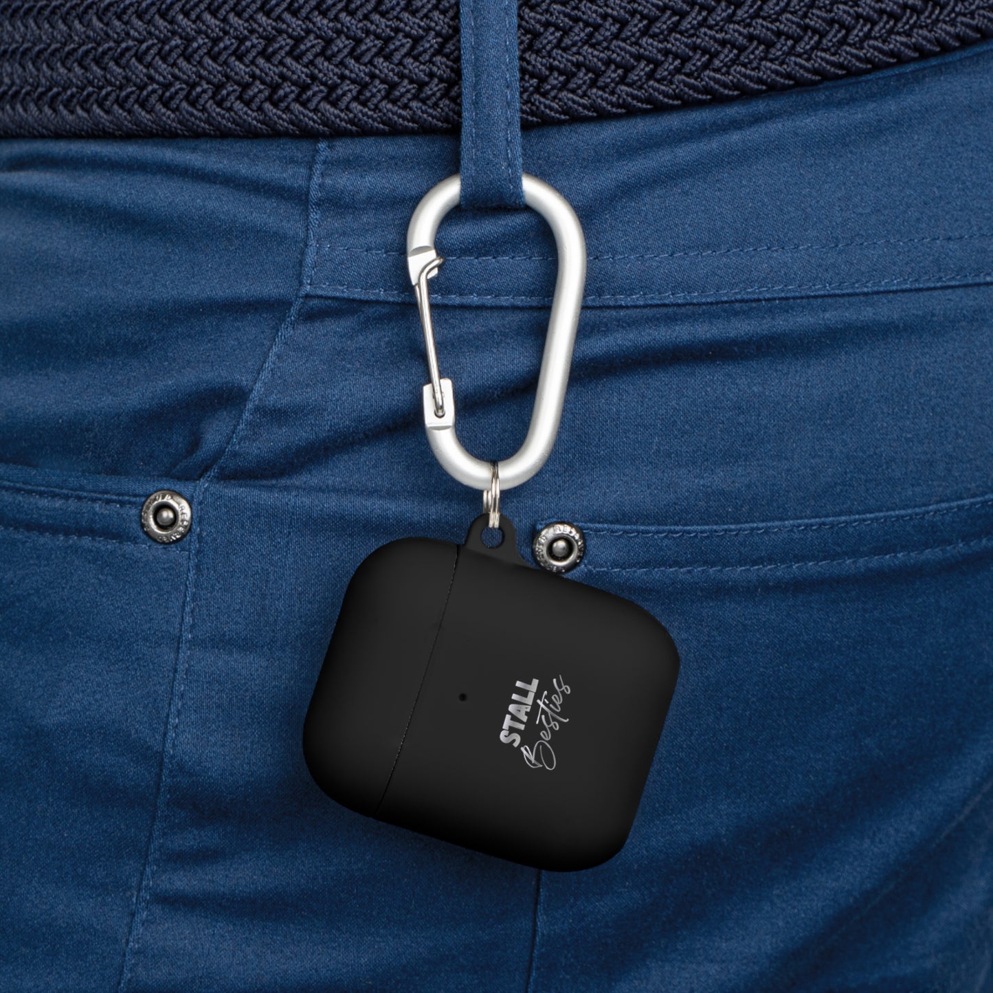 Minimal Personalized AirPods Case Cover — Custom Name Script with Carabiner