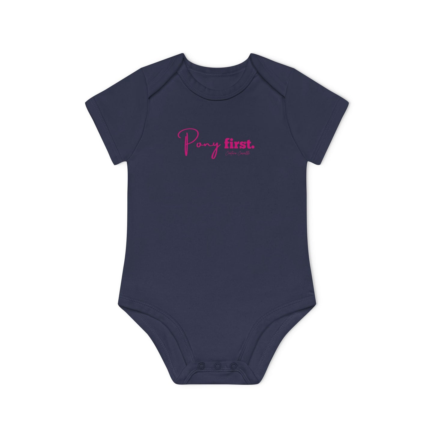 Pony First Baby Body – Pferdeliebe Body | Stall Baby Outfit | Reitsport Geschenkidee