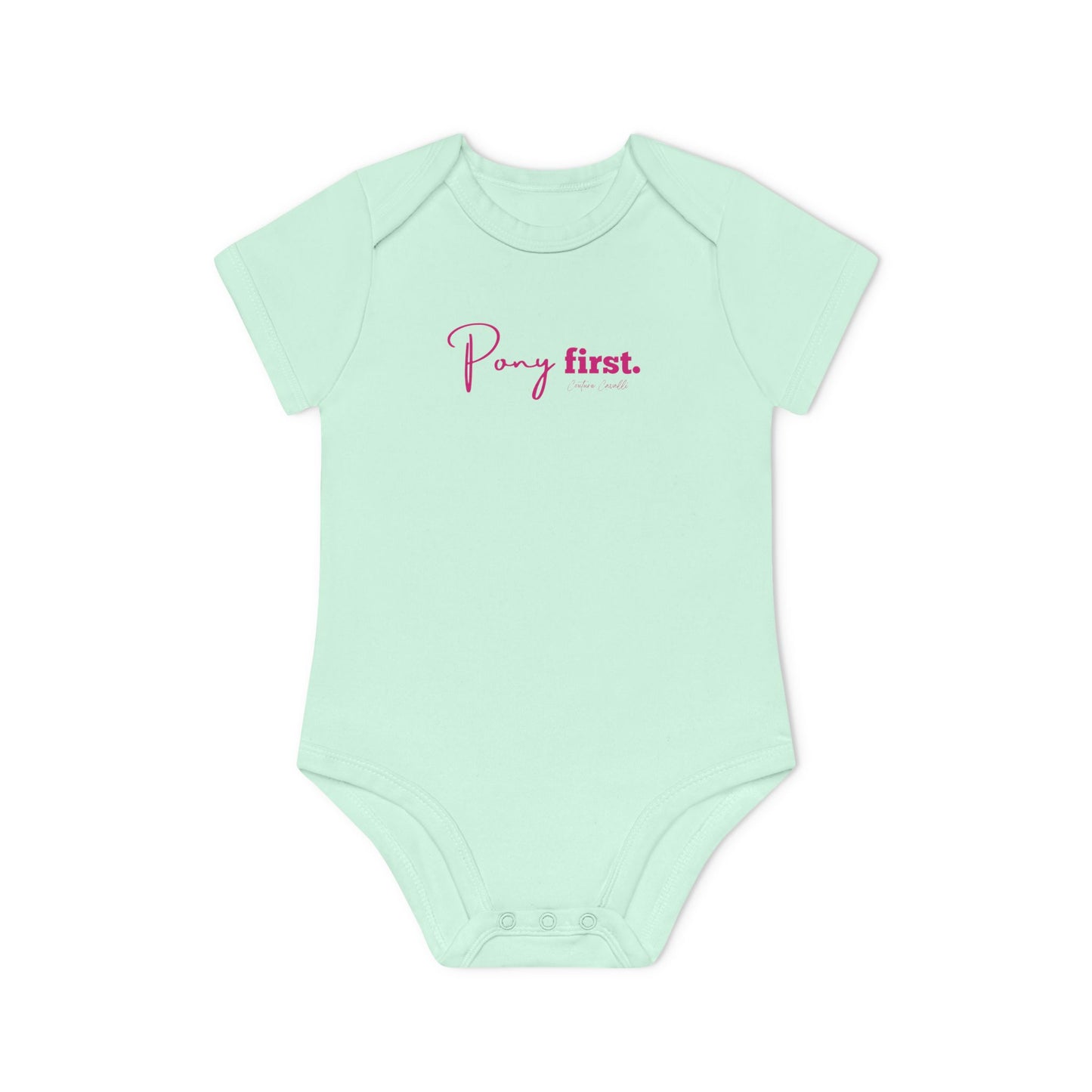 Pony First Baby Body – Pferdeliebe Body | Stall Baby Outfit | Reitsport Geschenkidee