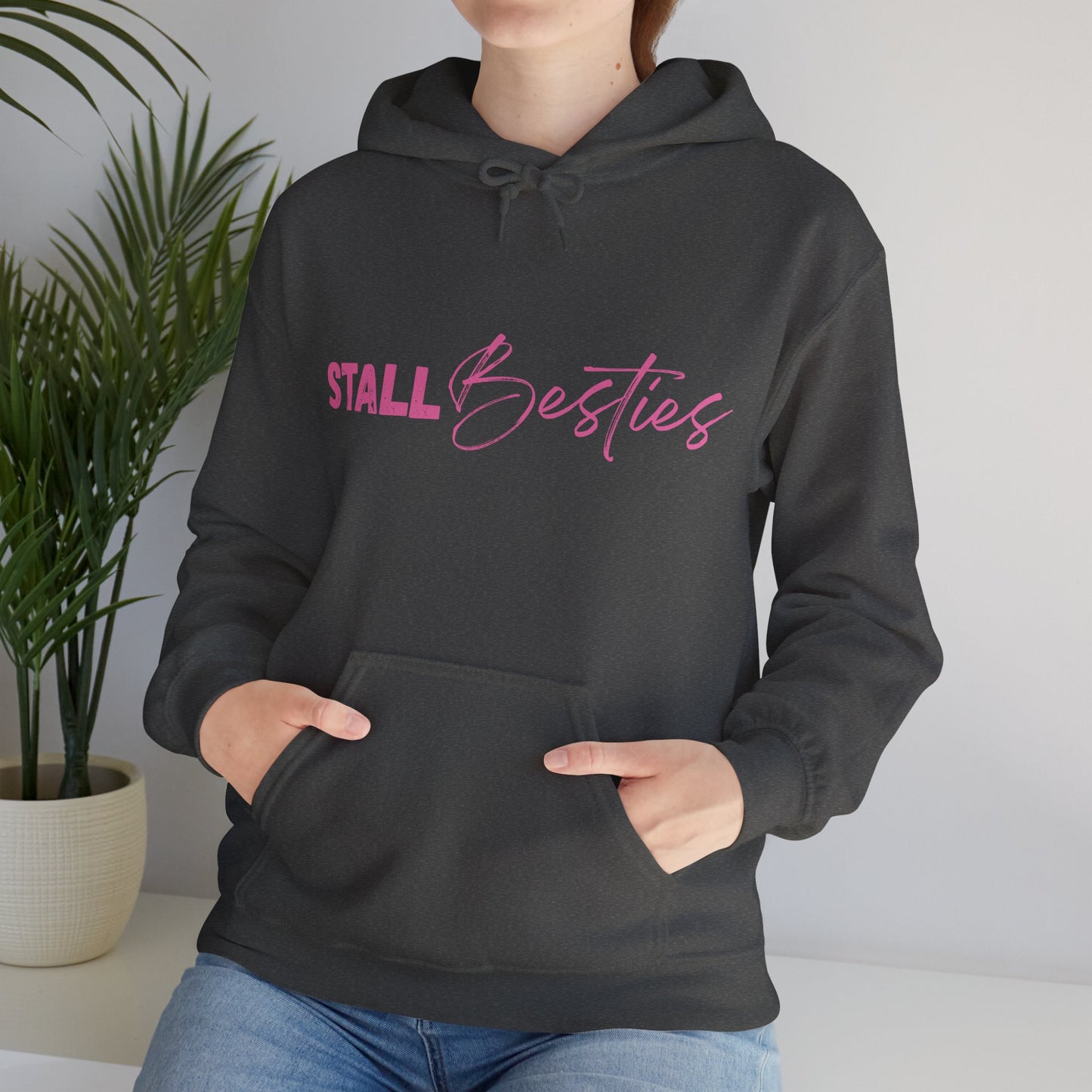 Stall Besties Hoodie | Pferde Hoodie für beste Stallfreunde - Reit Hoodie mit pinke Print - Geschenk für Reiterinnen