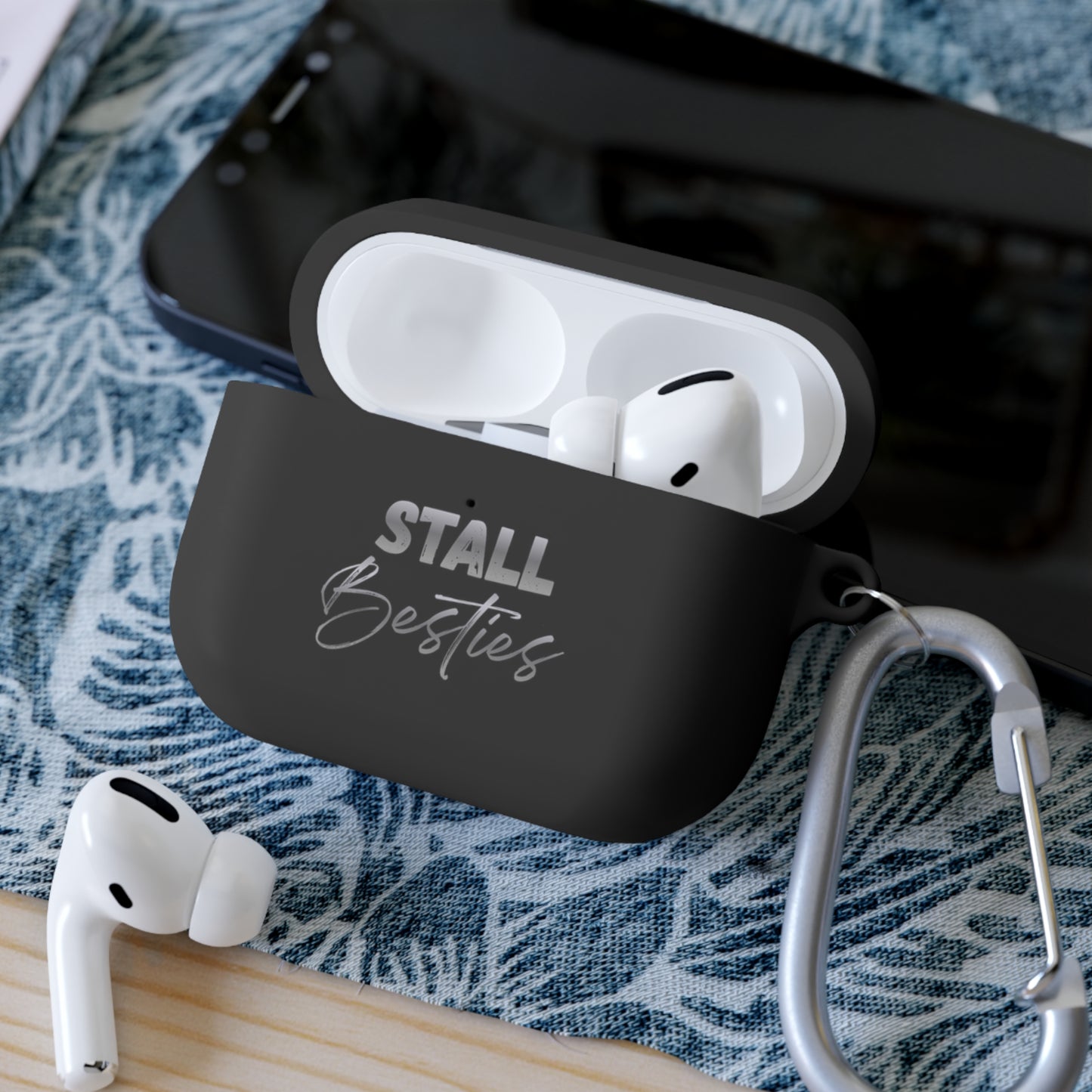 Minimal Personalized AirPods Case Cover — Custom Name Script with Carabiner