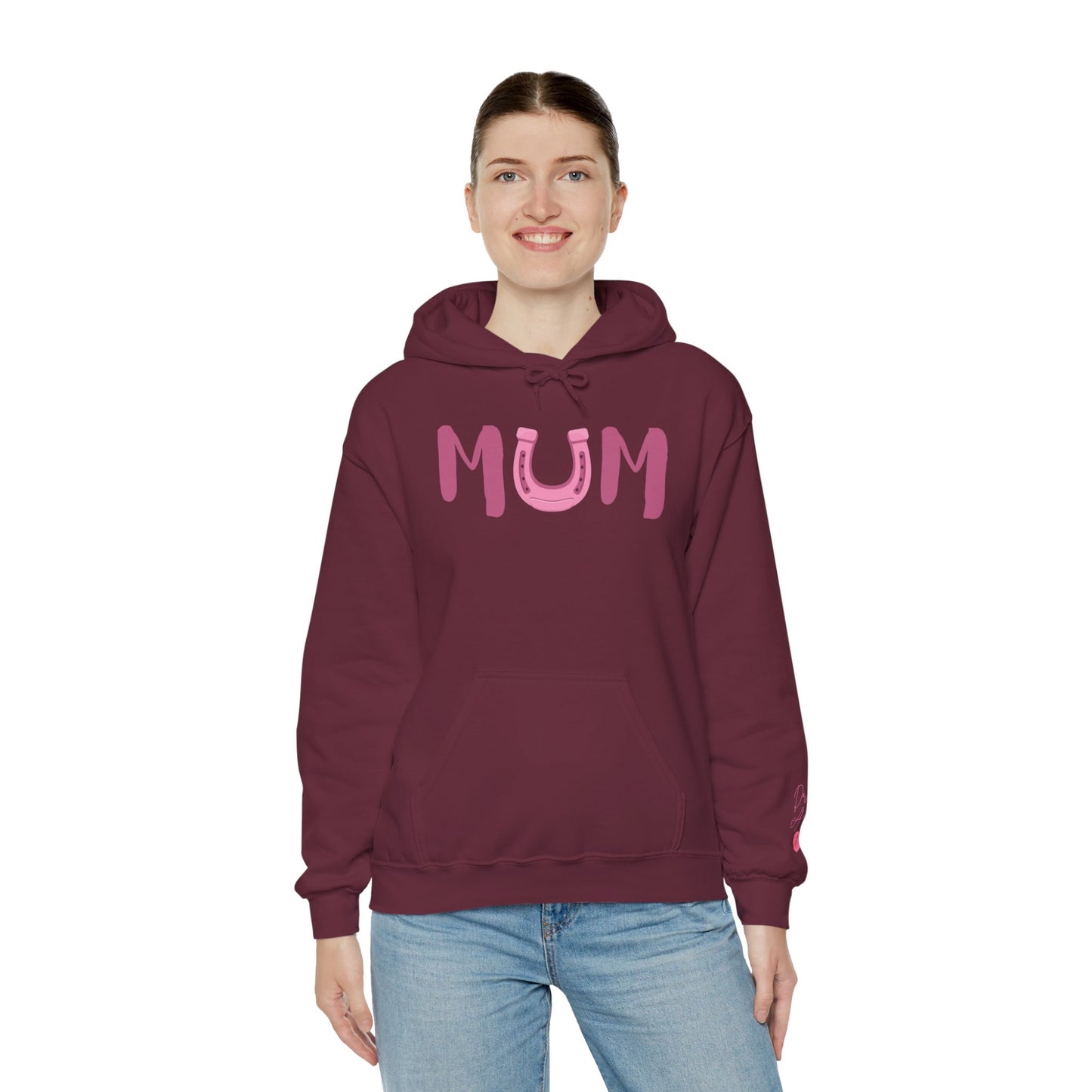 MUM Reitsport Hoodie personalisiert am Ärmel mit Pferdename – Pink Horse Mum Hoodie – emotionales Stall Statement