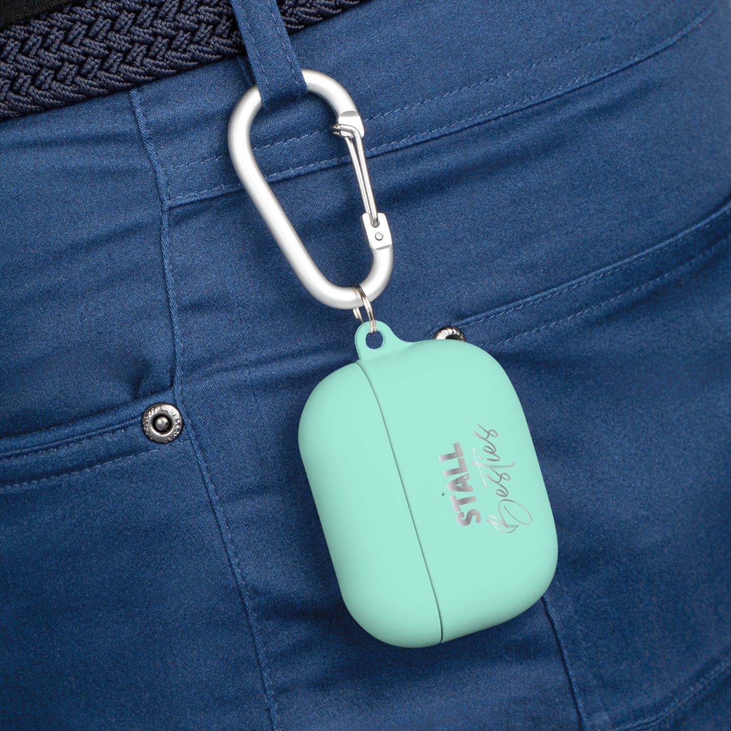 Minimal Personalized AirPods Case Cover — Custom Name Script with Carabiner