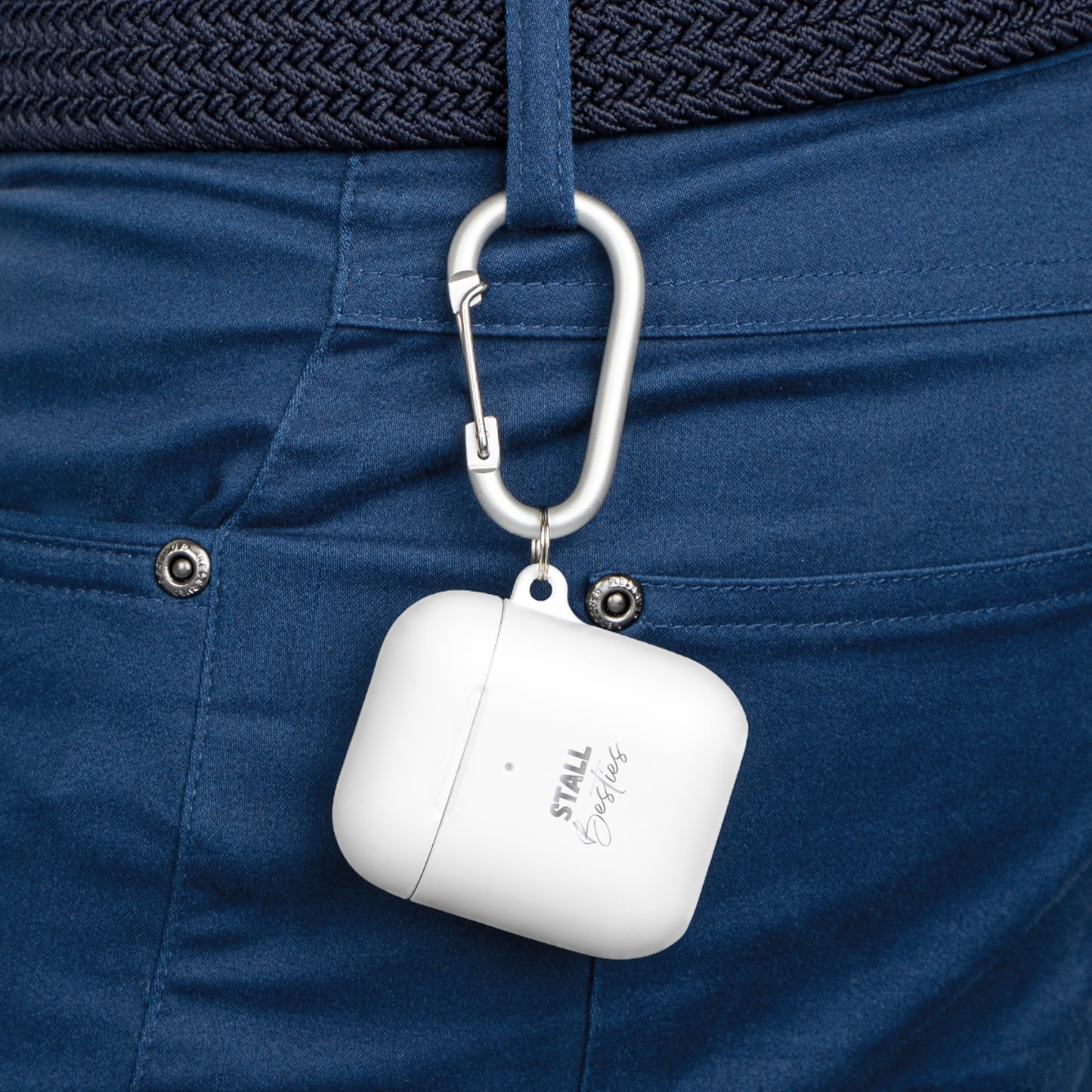 Minimal Personalized AirPods Case Cover — Custom Name Script with Carabiner