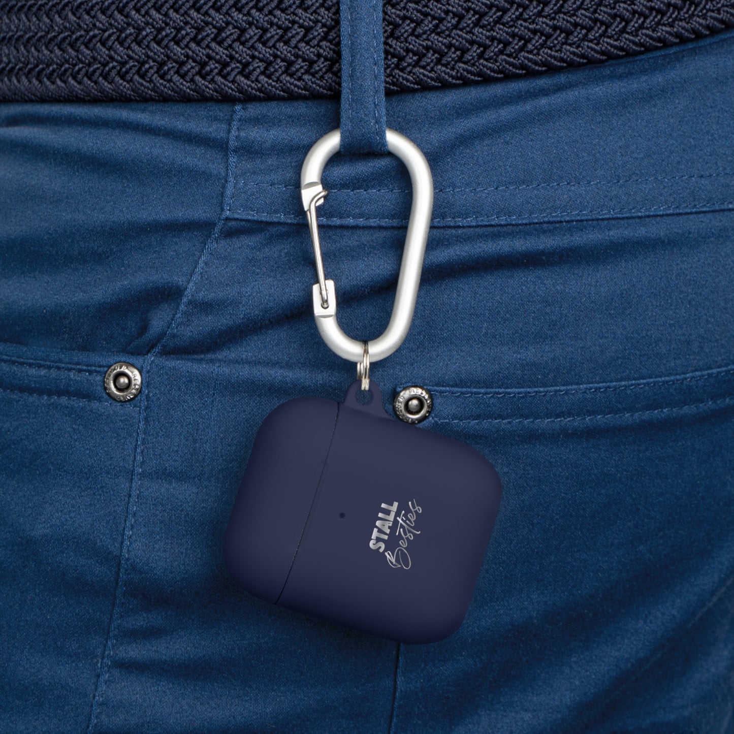 Minimal Personalized AirPods Case Cover — Custom Name Script with Carabiner