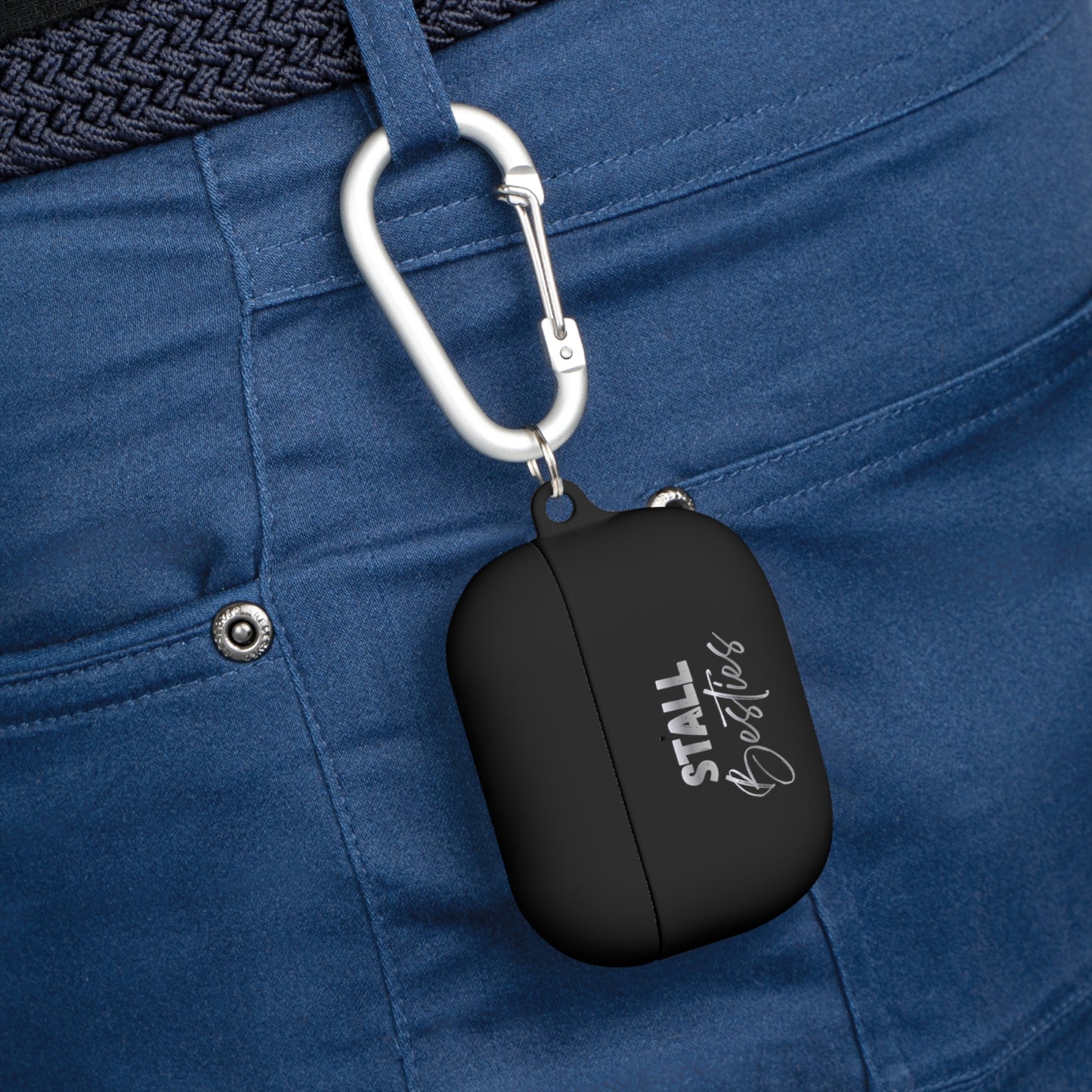 Minimal Personalized AirPods Case Cover — Custom Name Script with Carabiner