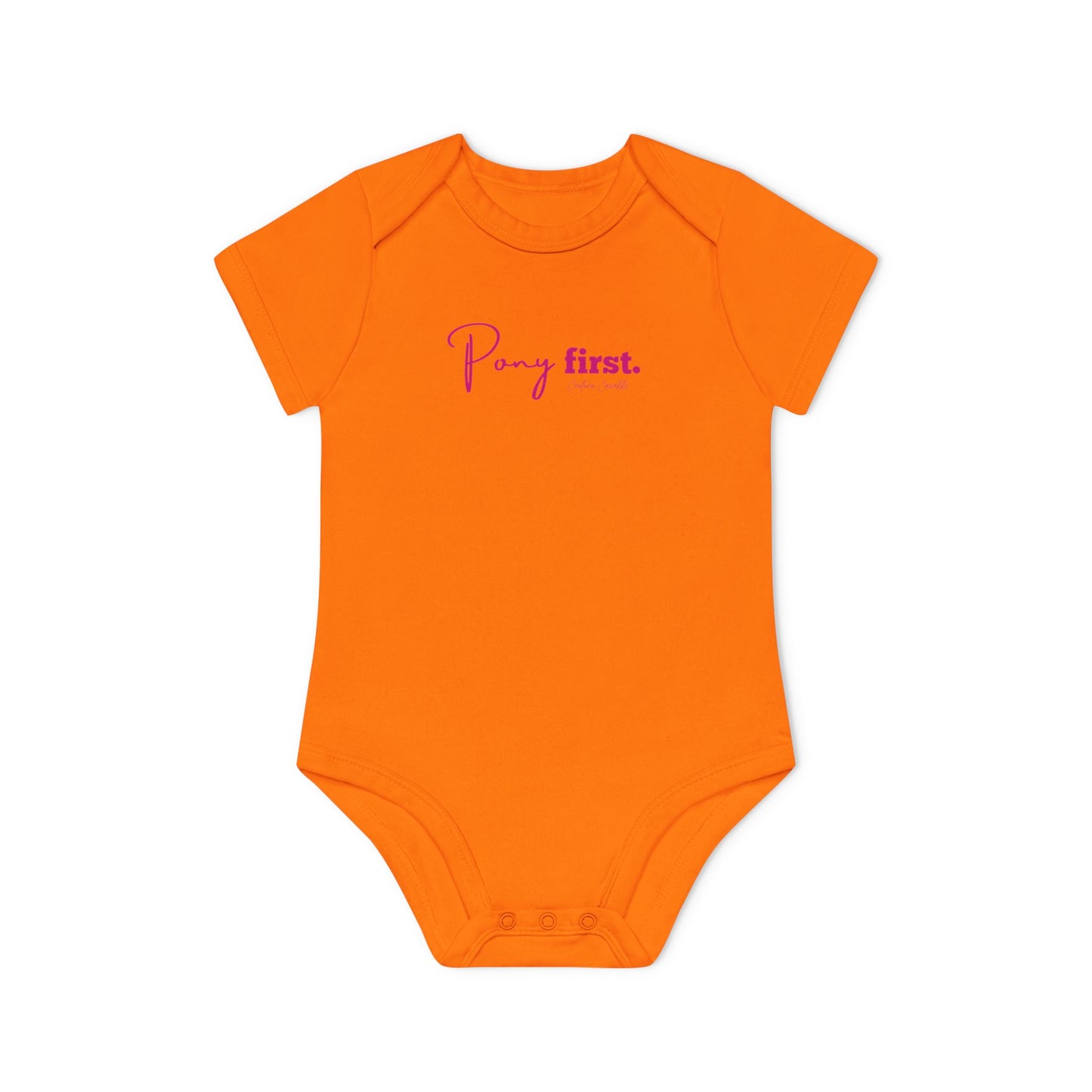 Pony First Baby Body – Pferdeliebe Body | Stall Baby Outfit | Reitsport Geschenkidee